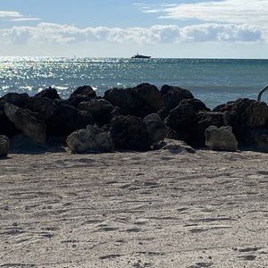 Meet your Posher, Beverly